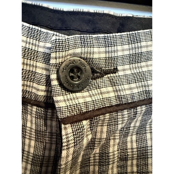 Travis‎ Matthew  Men's Gray Plaid Shorts Flat Front Size 32 - Picture 3 of 9